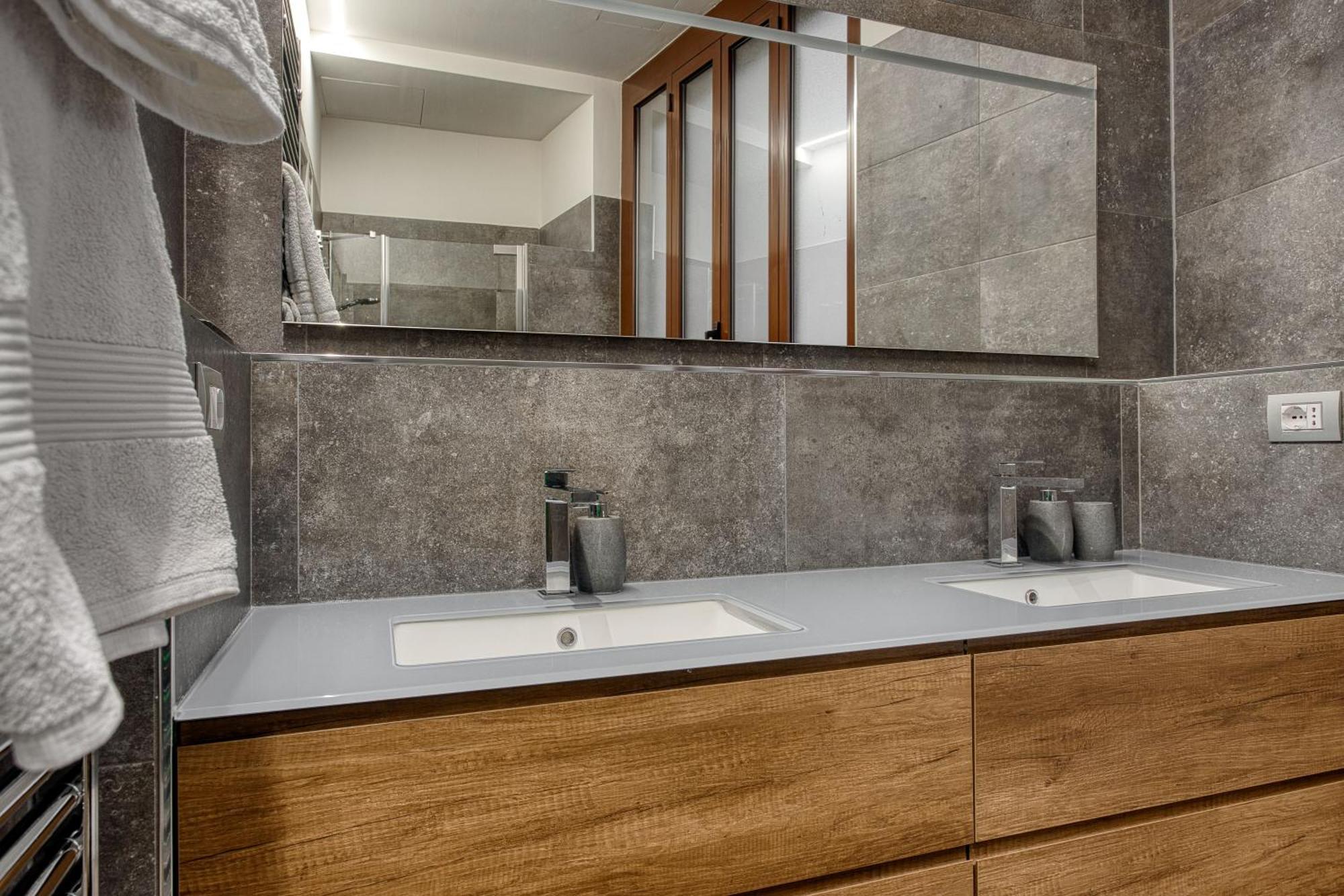 Navigli, 90 Square Meters, Free Parking Ripa Ticinese Apartment Milano Ngoại thất bức ảnh